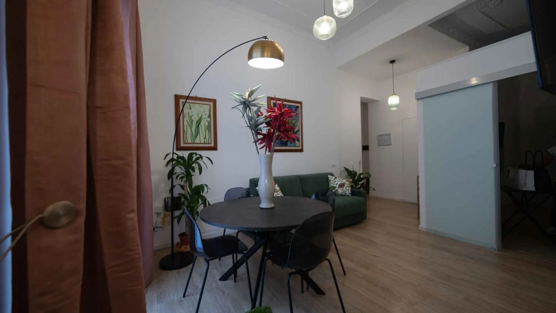 Apartment In Palermo - Sizilien 48263 Italy